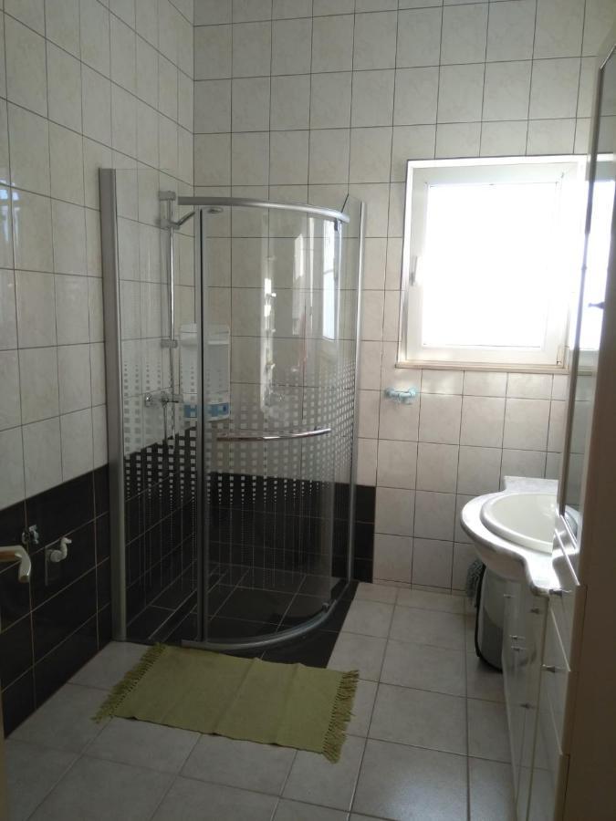 Apartmani Korade Vir Eksteriør bilde